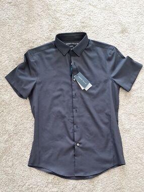 Perry Ellis Men’s Short-Sleeve Button-Down Shirt - Charcoal Gray size S